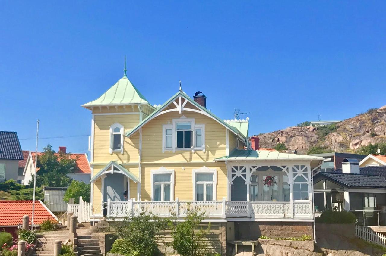 Hotel Strandflickornas Annex Gula Villan
